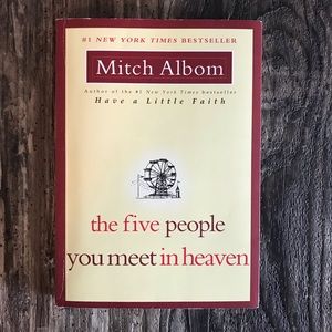 ❌ Mitch Albom The Five People You Meet in Heaven paperback book